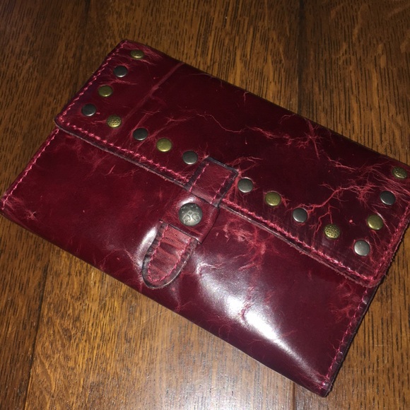 Patricia Nash Handbags - $32 Final price Gorgeous Patricia Nash Wallet